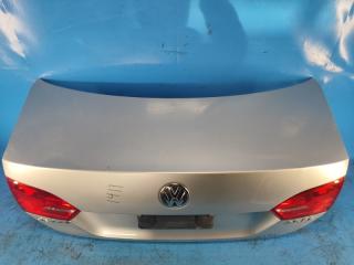 Крышка багажника JETTA USA 10-17