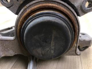 Подушка двигателя левая ROGUE 08-15 2010 2.5 QR25DE