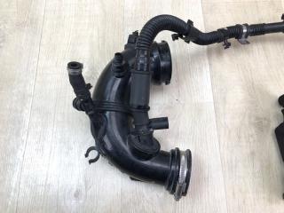 Патрубок впускной системы C-CLASS W205 16-21 2017 M274920 2.0L