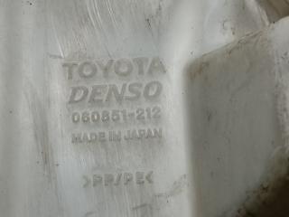 Бачок омывателя CAMRY 40 06-11