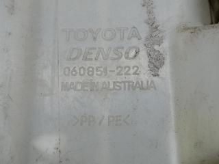 Бачок омывателя CAMRY 40 06-11