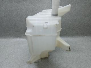 Бачок омывателя RAV4 05-12