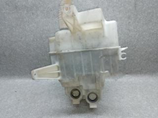 Бачок омывателя RAV4 05-12