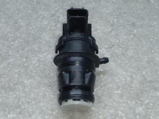 Насос омывателя стекла задний TOYOTA RAV4 05-12