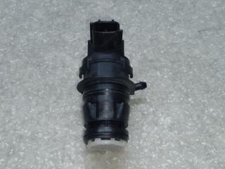 Насос омывателя стекла передний TOYOTA RAV4 05-12 Б/У Насос омывателя стекла передний TOYOTA RAV4 05-12