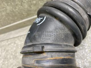 Патрубок воздушного фильтра TOYOTA PRIUS - 30 09-17 XW30 1.8 2ZRFXE