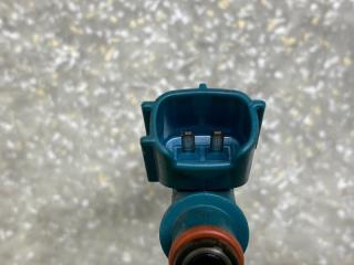 Форсунка топливная PRIUS - 30 09-17 2011 XW30 1.8 2ZRFXE