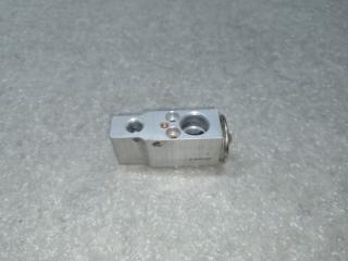 Клапан кондиционера TOYOTA CAMRY 40 06-11 2.4 2AZFXE