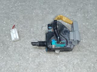 Привод открывания лючка бензобака CAMRY 40 06-11 2009 2.4 2AZFXE