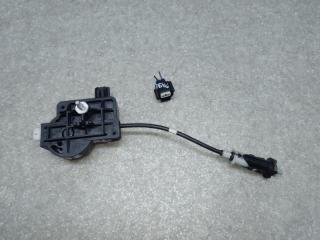 Привод открывания лючка бензобака CAMRY 40 06-11 2009 2.4 2AZFXE
