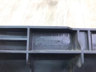 Крепление радиатора левое C-CLASS W205 16-21 2017 M274920 2.0L