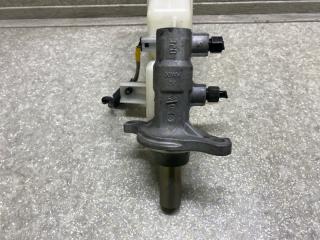 Главный тормозной цилиндр TUCSON TL 15-20 2015 G4FJ 1.6