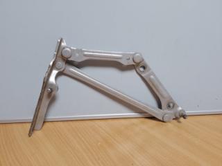 Петля крышки багажника левая LEXUS GS350 GS300 05-11