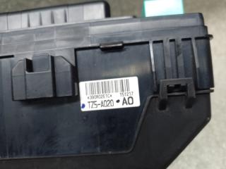 Блок предохранителей моторный отсек MDX (YD3) 13-21 2016 3.5 J35Y5