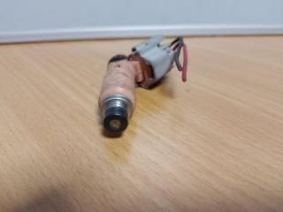 Форсунка топливная LEXUS RX300/330/350/400 03-09 Внедорожник 3.3