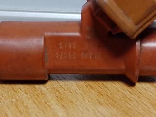 Форсунка топливная VENZA 09-16 2013 GGV10 3.5 2GR-FE