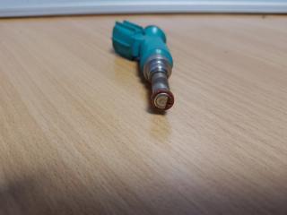 Форсунка топливная TOYOTA SIENNA 11-16