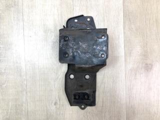 Кронштейн усилителя переднего бампера правый INFINITI FX S50 03-08 2005