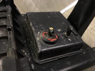 Корпус воздушного фильтра SIENNA 11-16 2014 3.5 2GR-FE