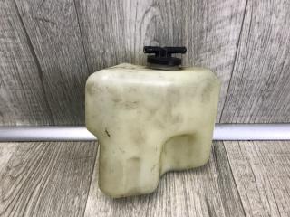 Бачок расширительный CAMRY 30 02-06 2002 3.0 1MZFE