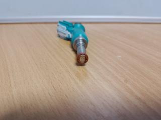 Форсунка топливная TOYOTA SIENNA 11-16