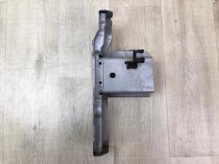 Кронштейн крепления передней панели правый HYUNDAI ACCENT RB 10- 2011