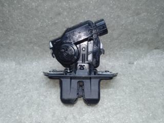 Замок крышки багажника TOYOTA PRIUS 16- 2017