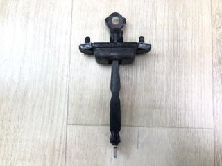 Ограничитель двери задний правый KIA FORTE YD 12- 2013