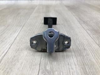 Ограничитель двери задний правый VERSA B17 11-19 2015 1.6 HR16DE