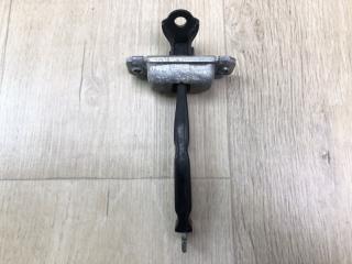 Ограничитель двери задний правый HYUNDAI ACCENT RB 10- 2014