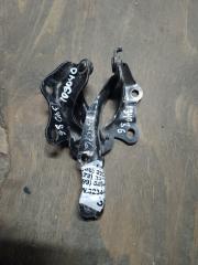 Петля капота левая CAMRY 30 02-06