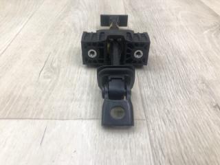 Ограничитель двери передний правый TIGUAN 08-17 2012 2.0 CCTA