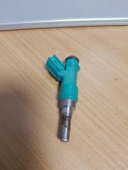 Форсунка топливная TOYOTA SIENNA 11-16 2014 Б/У Форсунка топливная TOYOTA SIENNA 11-16 2014