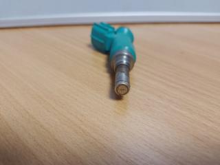 Форсунка топливная TOYOTA SIENNA 11-16 Внедорожник