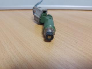 Форсунка топливная TOYOTA MATRIX 02-08 ZZE132 1.8 LV6