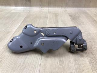 Ролик сдвижной двери нижний задний правый SIENNA 11-16 2014 3.5 2GR-FE