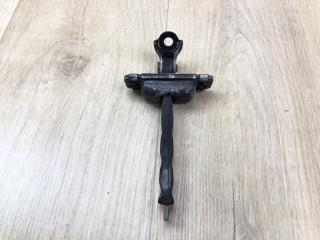 Ограничитель двери передний левый HYUNDAI ACCENT RB 10- 2014