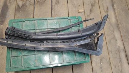 Пластик под лобовое стекло / Жабо правый MITSUBISHI OUTLANDER XL 05-13