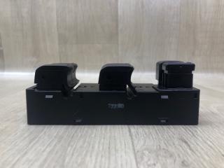 Блок управления стеклоподъемниками передний левый VERSA B17 11-19 2017 1.6 HR16DE