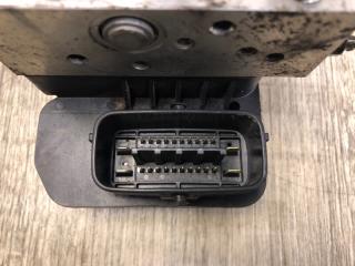 Блок ABS COROLLA 150 06-13 2011 1.8 2ZRFE