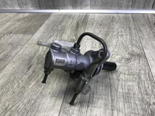 Главный тормозной цилиндр SIENNA 11-16 2014 3.5 2GR-FE