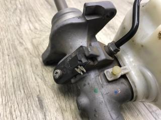 Главный тормозной цилиндр JETTA USA 10-17 2.5