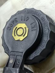 Главный тормозной цилиндр JETTA USA 10-17 2010 CBTA 2.5L