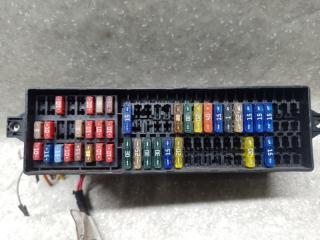 Блок предохранителей моторный отсек JETTA USA 10-17 2010 CBTA 2.5L