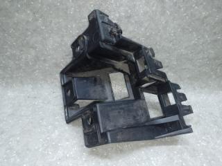 Кронштейн заднего бампера правый VOLKSWAGEN JETTA USA 10-17 CBTA 2.5L