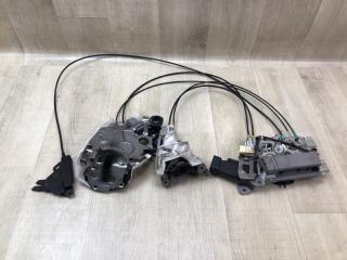 Замок двери боковой задний левый TOYOTA SIENNA 11-16 2014