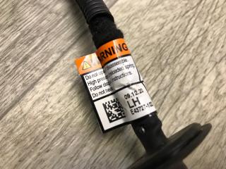 Амортизатор крышки багажника левый X-TRAIL/ROGUE T33 20- 2021 2.5 PR25DD