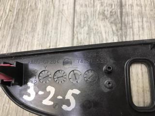 Накладка кнопок стеклоподъемника передняя правая IS250/350 05-13 2010 Седан 2.5