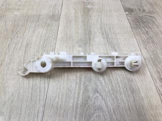 Кронштейн переднего бампера (на крыле) правый MITSUBISHI OUTLANDER GF 12- 2.4 4J12