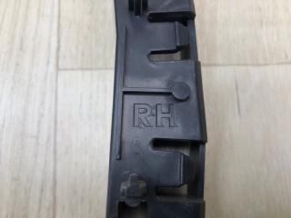 Кронштейн переднего бампера (на крыле) правый FOCUS 10-18 2017 2.0 C20HDEX